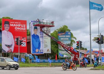 PEMASANGAN poster, kain rentang, paparan digital dan elektronik dianggap satu pembaziran
sepanjang Pilihan Raya Umum Ke-15 (PRU15).