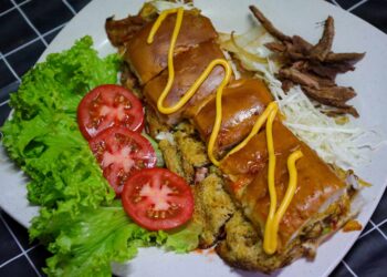 Roti John Kambing.