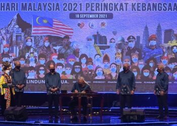 SAMBUTAN hari bersejarah tidak sepatutnya diraikan tanpa penghayatan mendalam tentang semangat dan sejarahnya. 
- IHSAN JPM