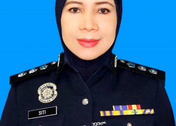 SITI KAMSIAH HASSAN.