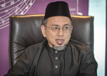 KUALA LUMPUR, 15 Mac 2023 - Konduktor Orkestra Filharmonik Malaysia, Ahmad Muriz Che Rose bercakap ketika sidang akhbar The Malaysian Philharmonic Orchestra (MPO) Konsert Sepanjang Zaman di Traders Hotel di sini, hari ini.

FOTO - FAIZ ALIF ZUBIR/PEMBERITA - AL - FAIZAL