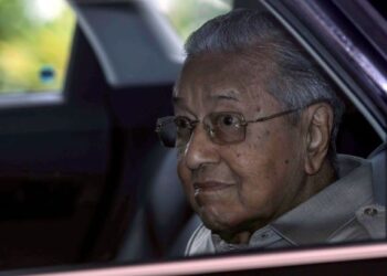 MAHATHIR Mohamad ketika hadir pada sidang akhbar GTA di Yayasan Kepimpinan Perdana, Putrajaya. - UTUSAN/FAISOL MUSTAFA