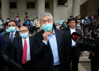 Kes rasuah Ahmad Zahid Hamidi menarik perhatian ramai kerana tertuduh merupakan pemimpin sebuah parti politik besar. – Utusan/MUHAMAD IQBAL ROSLI