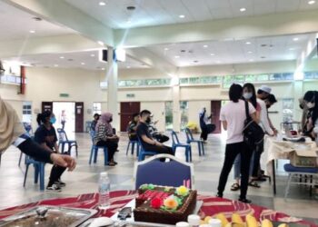 PELAJAR UUM kembali ke kampus secara berperingkat bermula 24 hingga 26 Mac lalu bagi meneruskan pengajian semester kedua sesi 2021/2022 di UUM, Sintok, Kedah.