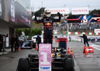 MAX Verstappen menjulang kejuaraan dunia pada Grand Prix GP Jepun.-AFP