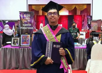AHMAD IKHWAN FITRI  AREFIN