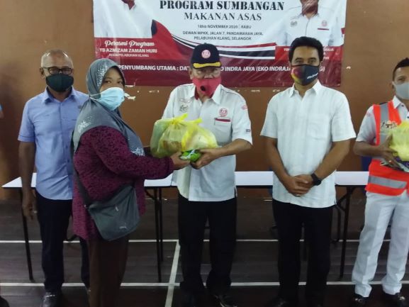 Bantuan kepada 200 individu B40 - Utusan Digital