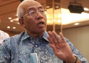 MAHDZIR KHALID