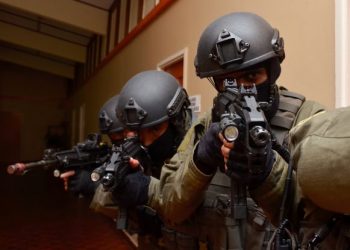 Aksi 69 Komando yang sentiasa siapsiaga menghadapi sebarang kemungkinan