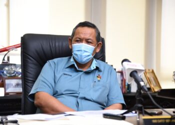 AMINUDDIN Harun dalam sidang akhbar selepas mempengerusikan Mesyuarat Jawatankuasa Kerja Keselamatan Negeri Khas Covid-19 di Wisma Negeri, dekat sini, hari ini.-UTUSAN/ZAKKINA WATI AHMAD TARMIZI.