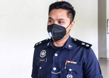 MOHD. Nor Nikman Ahammed hadir memberikan keterangan dalam prosiding inkues menentukan kematian Nora Anne Quoirin di Mahkamah Koroner Seremban, Kompleks Mahkamah Seremban, Seremban 2 dekat sini hari ini.-UTUSAN/MUHAMMAD IZZAT TERMIZIE