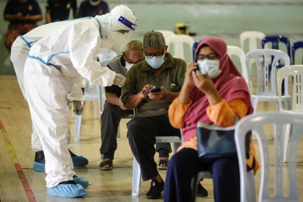 Apa sudah jadi? Covid-19 terus melonjak 9,180 kes - Utusan ...