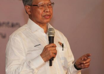 MUSTAPA MOHAMED