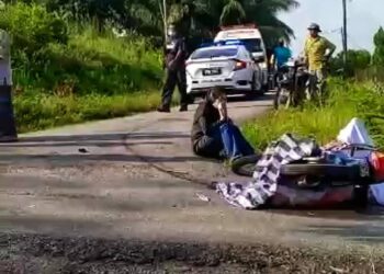 SEORANG warga emas maut selepas motosikal ditunggangnya dilanggar sebuah pacuan empat roda dan mangsa diseret sejauh kira-kira tiga kilometer di Kilometer 10 Jalan Jerantut-Temerloh di Temerloh, Pahang, semalam.