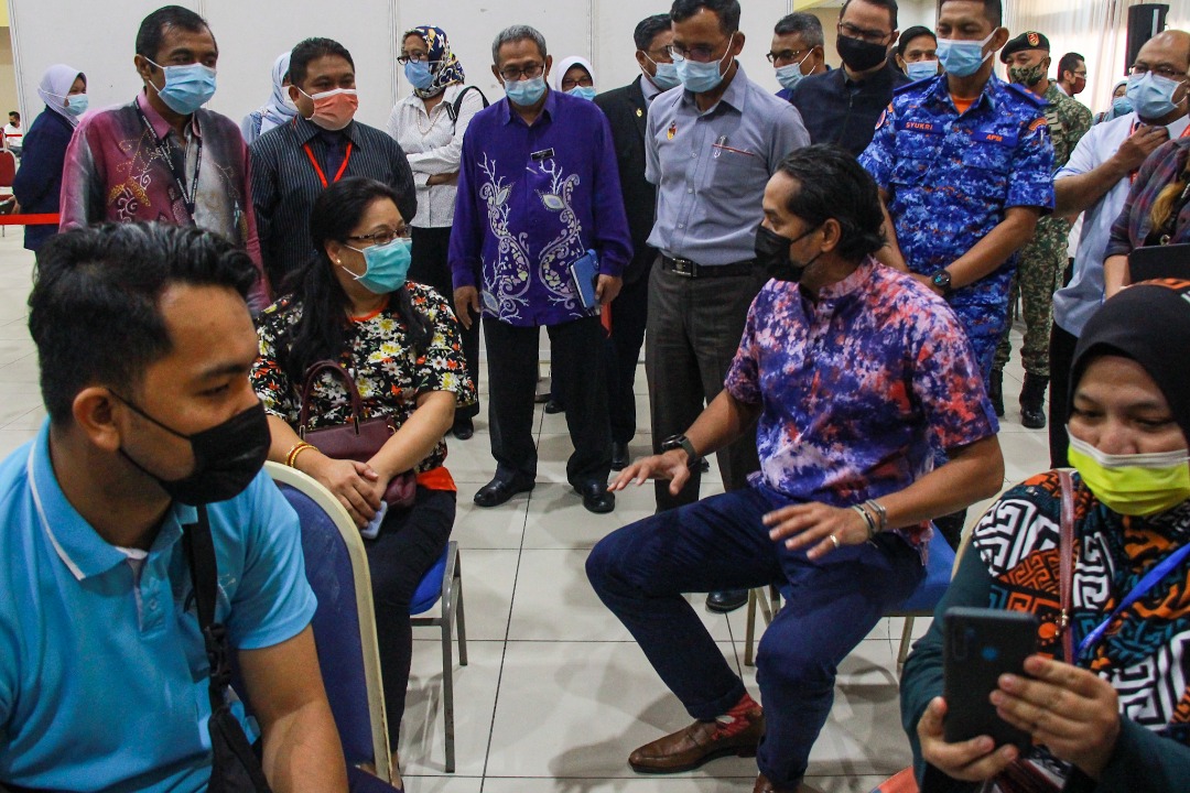 Negeri pusat sembilan vaksin pemberian Aminuddin menyeru