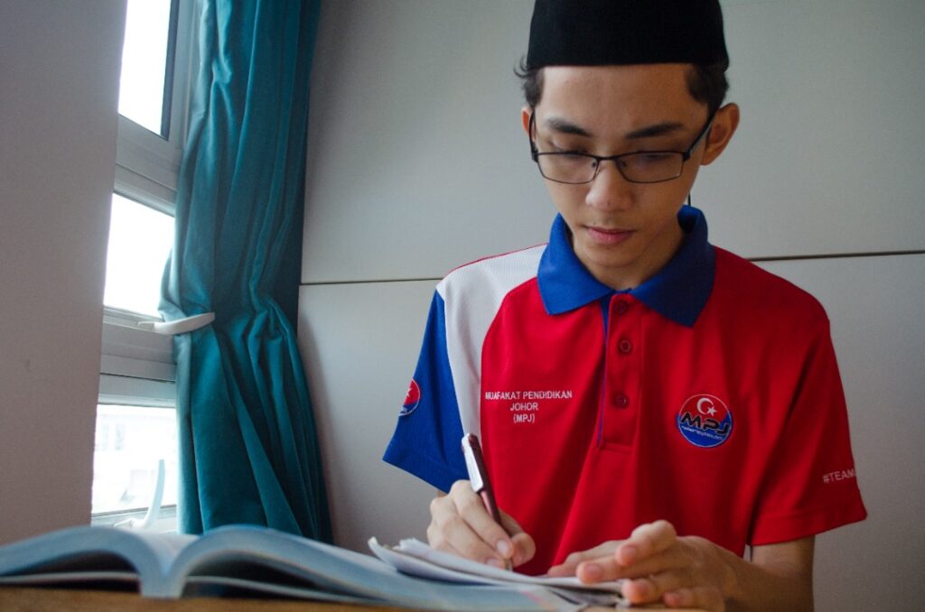 Bunyi batuk pun takut – Utusan Digital