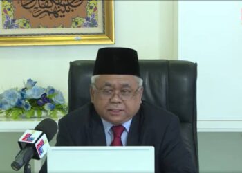 ABDUL Aziz Jusoh ketika berucap merasmikan Persidangan Meja Bulat Bersama Agensi Pembimbing Usahawan di Malaysia secara dalam talian hari ini. – IHSAN JAKIM