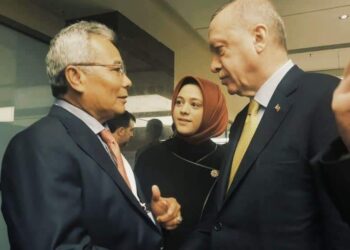 MOHD. Redzuan Md. Yusof ketika pertemuan bersama Presiden Turki, Recep Tayyip Erdogan.