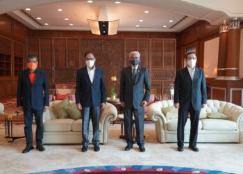 ISMAIL Sabri mengadakan pertemuan bersama pemimpin-pemimpin pembangkang di Pejabat Perdana Menteri, Putrajaya. - FOTO PEJABAT PERDANA MENTERI