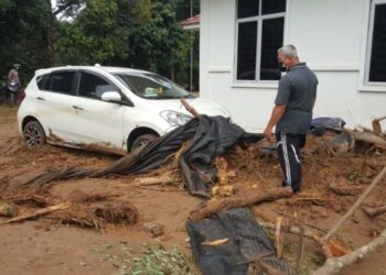 JPJ menawarkan gantian percuma bagi kehilangan atau kerosakan lesen LMM, LKM atau VOC kepada mangsa banjir di Yan, Kedah.