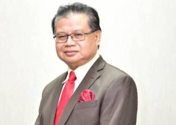 DR. JUNAIDY ABU BAKAR