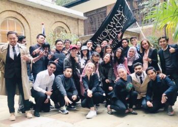 PARA pelajar yang sedang menuntut di Universiti Limkokwing kampus London, United Kingdom.