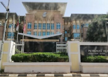 KOMPLEKS Petronas Sudan di Khartoum turut menempatkan Kedutaan Besar Malaysia dan pejabat pelbagai organisasi antarabangsa lain. – GAMBAR media sosial