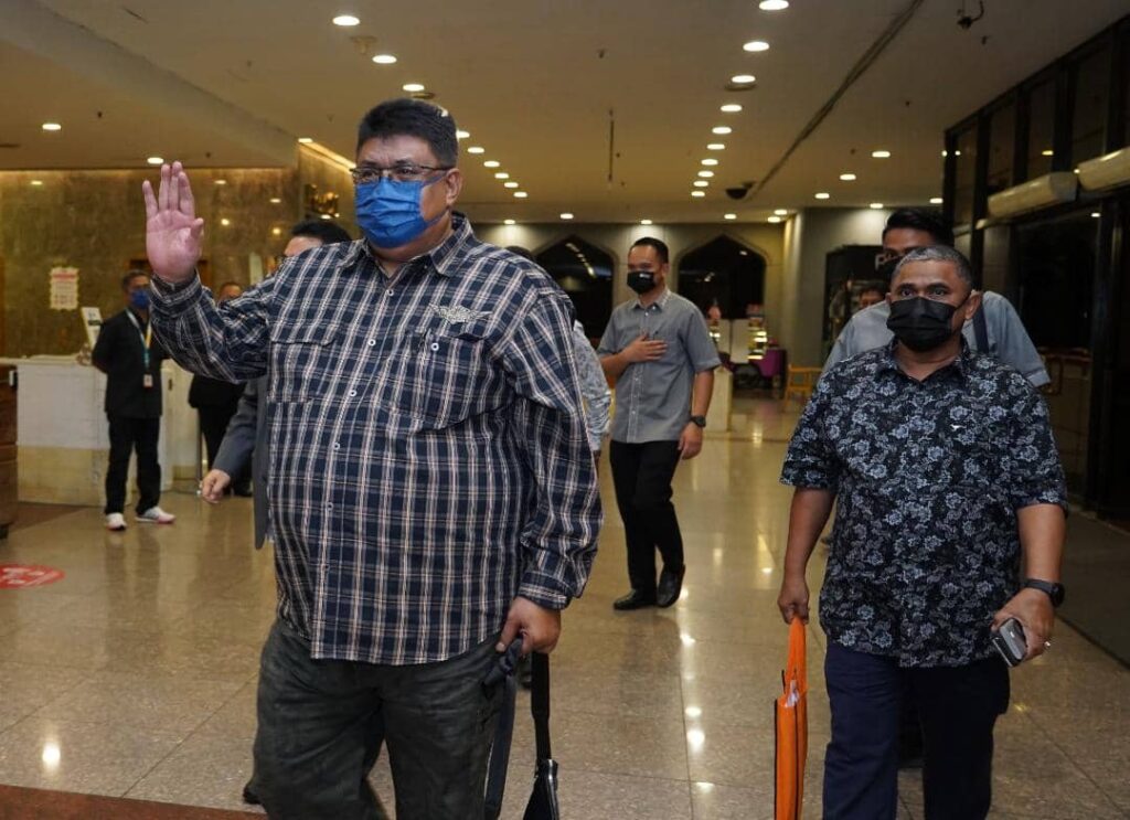 UMNO tentukan kerjasama dengan Pas malam ini