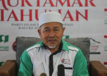 TUAN Ibrahim Tuan Man ketika sidang akhbar selepas Muktamar Pas Ke-67 di Duyung Marina & Resort di Kuala Terengganu, Terengganu. - UTUSAN/PUQTRA HAIRRY ROSLI