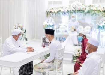 MAJLIS akad nikah di Pulau Pinang dibenarkan berlangsung di premis persendirian atau masjid secara bersemuka tanpa sentuhan berkuat kuasa semalam.