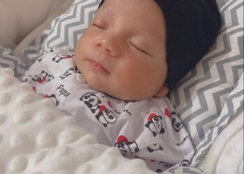 ANAK bongsu Izreen dan Ude, Ali Idrees.