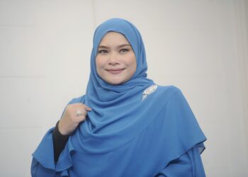 NORA Ariffin ketika ditemui selepas sidang akhbar selepas menghadiri Majlis Menandatangani Memorandum Persefahaman (MoU) kerjasama dengan Yayasan Sofa Negeri Sembilan di Seremban hari ini.-UTUSAN/MOHD. SHAHJEHAN MAAMIN.