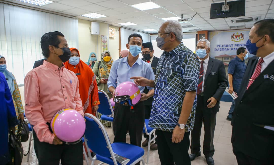 Pas-UMNO, biarlah masa menentukan' - Mahdzir Khalid - Utusan Digital