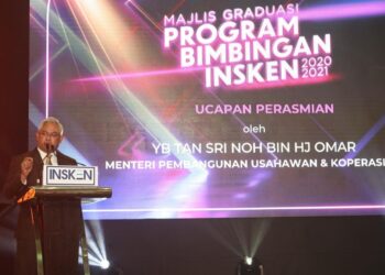 NOH Omar menyampaikan ucapan semasa Majlis Graduasi Program Bimbingan Insken 2020 / 2021 yang diadakan di ibu negara semalam.