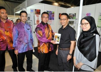 Pasangan suami isteri, Dr Wan Fahmi Datuk Wan Mohamad Nazarie dan Dr Nur Annies Abd Hadi orang kuat Teroka Sains.