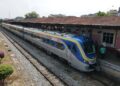 KECURIAN kabel rel landasan menjejaskan operasi tren komuter KTMB. - GAMBAR HIASAN