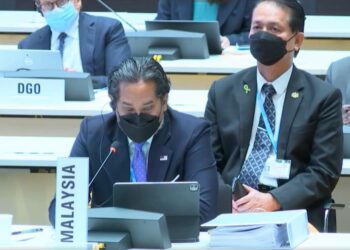 KHAIRY Jamaluddin ketika berucap pada Mesyuarat Lembaga Eksekutif WHO) Sesi Ke-150 di Geneva, Switzerland hari ini. – WHO