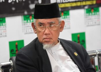 MOHD. AZMI ABDUL HAMID