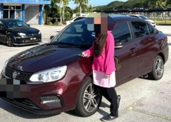 PESALAH trafik tular yang disaman oleh Bahagian Siasatan dan Penguatkuasaan Trafik Ibu pejabat Polis Daerah Kuala Selangor selepas didapati memotong barisan secara berbahaya dekat persimpangan lampu isyarat di Kuala Selangor, Selangor.