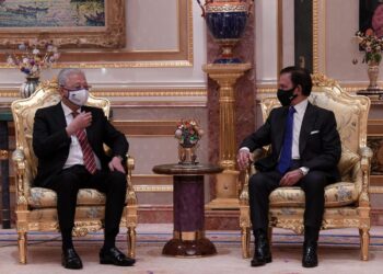 ISMAIL Sabri Yaakob menghadap Sultan Hassanal Bolkiah di Istana Nurul Iman di Bandar Seri Begawan pagi ini.