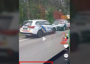 TANGKAP layar daripada sebuah video dimuat naik seorang pengguna TikTok dengan kenyataan seolah-olah menghina polis yang membuat sekatan jalan raya.