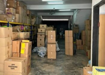 SEBAHAGIAN  produk farmaseutikal dan kosmetik yang dirampas pada serbuan Ops Putra di Kulim, Isnin lalu.