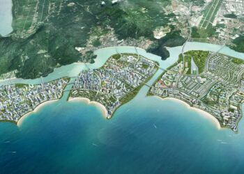 LAPORAN EIA yang baharu bagi projek tambakan laut selatan pulau Pulau Pinang (PSR) akan dikemukakan semula kepada JAS hujung bulan ini atau awal April depan.