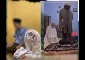 TANGKAP layar yang tular dalam media sosial trend kipas dijadikan makmum solat.