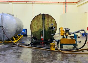 TANGKI minyak berisi diesel bersubsidi yang didalangi satu sindiket ditumpaskan PGA di Kawasan Perindustrian Pasir Gudang.