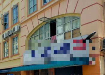 RESTORAN yang beroperasi di Banda Hilir, Melaka menjadi tular di laman sosial selepas insiden seorang wanita mendakwa menerima layanan buruk daripada pemilik.