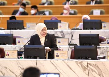 KHAIRIN Nisa Ismail menjawab soalan pada sidang Dewan Undangan Negeri (DUN) di Kota Iskandar.