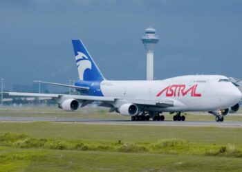 PESAWAT Astral Aviation yang pernah dimiliki Malaysia Airlines di Lapangan Terbang Antarabangsa Kuala Lumpur di Sepang, Selangor baru-baru ini. - Foto ihsan MAHB