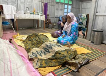 MAIMUN Yusof meninggal dunia di rumahnya di Kampung Sungai Atas Tol,  Kualq Terengganu, hari ini. - UTUSAN/PUQTRA HAIRRY ROSLI