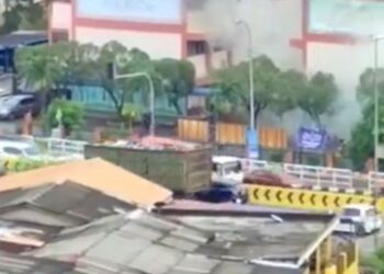 TANGKAP layar kebakaran di SMK Taman Selayang hari ini.